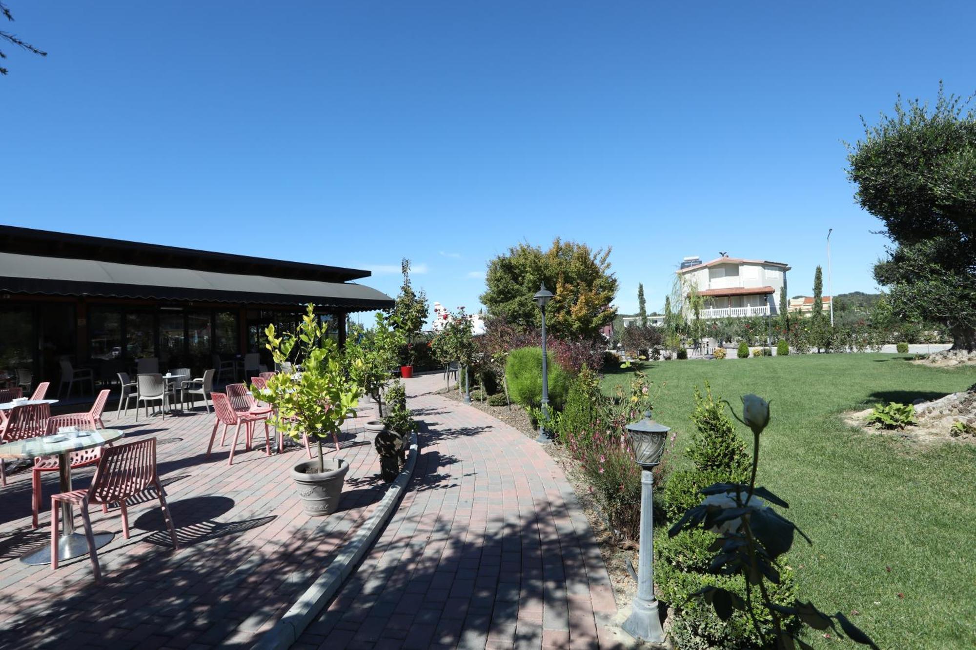 Te Aldo Hotel Kuraten Екстер'єр фото