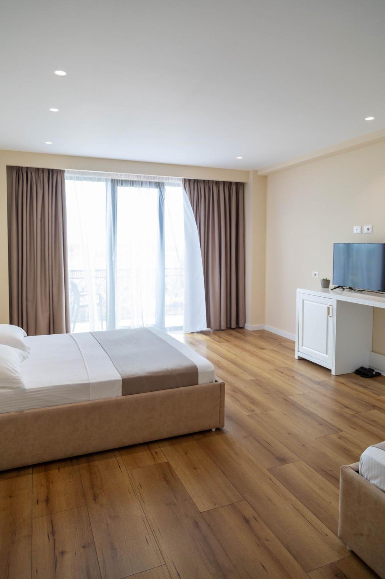 Te Aldo Hotel Kuraten Екстер'єр фото