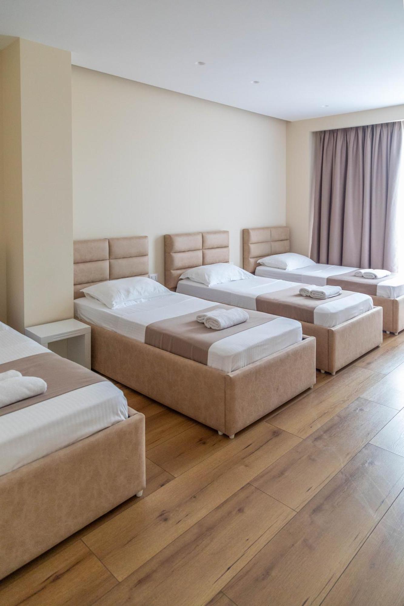 Te Aldo Hotel Kuraten Екстер'єр фото